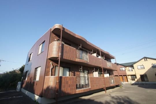 ���ꌧ����s���c���̃A�p�[�g�̌����O��