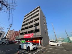 ���ꌧ����s�w�O�����Q���ڂ̃}���V�����̌����O��