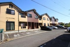 ���ꌧ����s���c���̃A�p�[�g�̌����O��