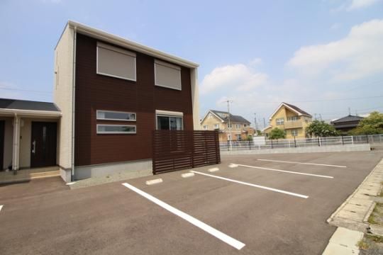 ���ꌧ����s��a���厚�򎛂̃A�p�[�g�̌����O��